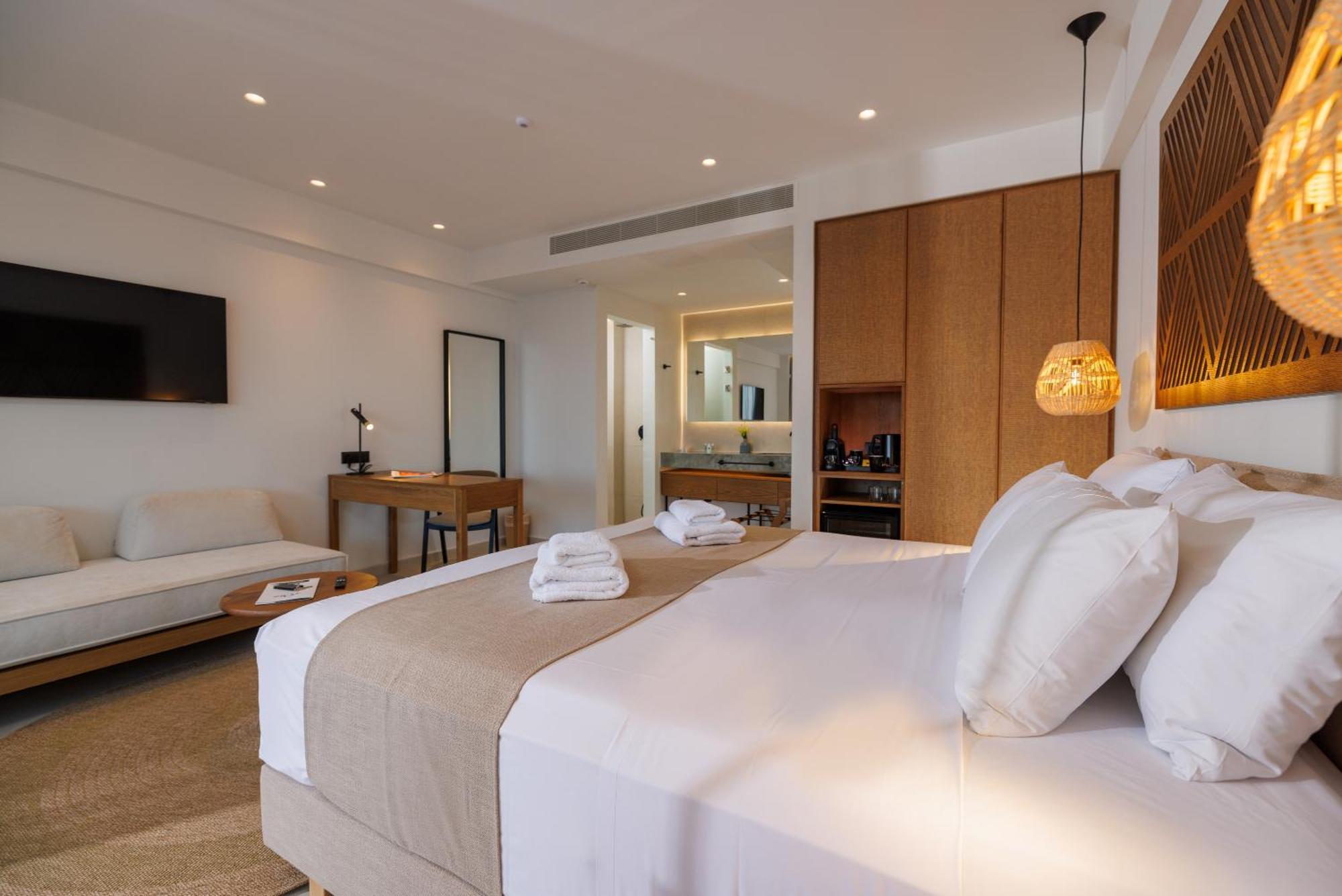 Deos Luxury Suites - Adults Only 헐소니소스 외부 사진